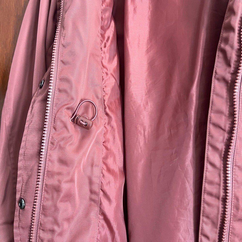 Universal threads rain jacket - Picture 3 of 3